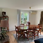 Mysig Laegenhet Med Villakaensla